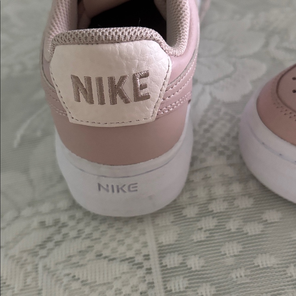 Nike Women's Soft Pink Sneakers - Picture 3 of 5